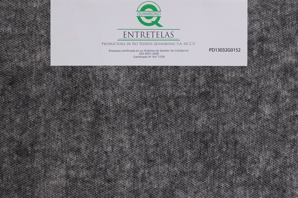PD13032GO152: Entretela no tejida fusionable 28  gr  PES 100% Gris semi - rigido